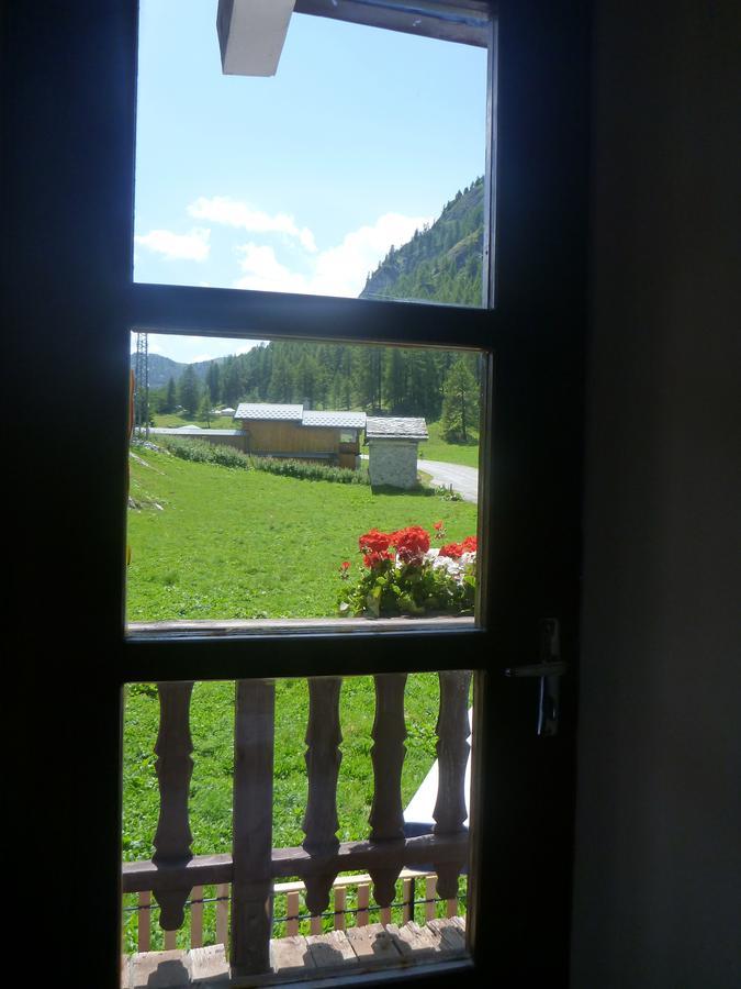 Chalet Les Melezes Bed and Breakfast Tignes Exterior foto