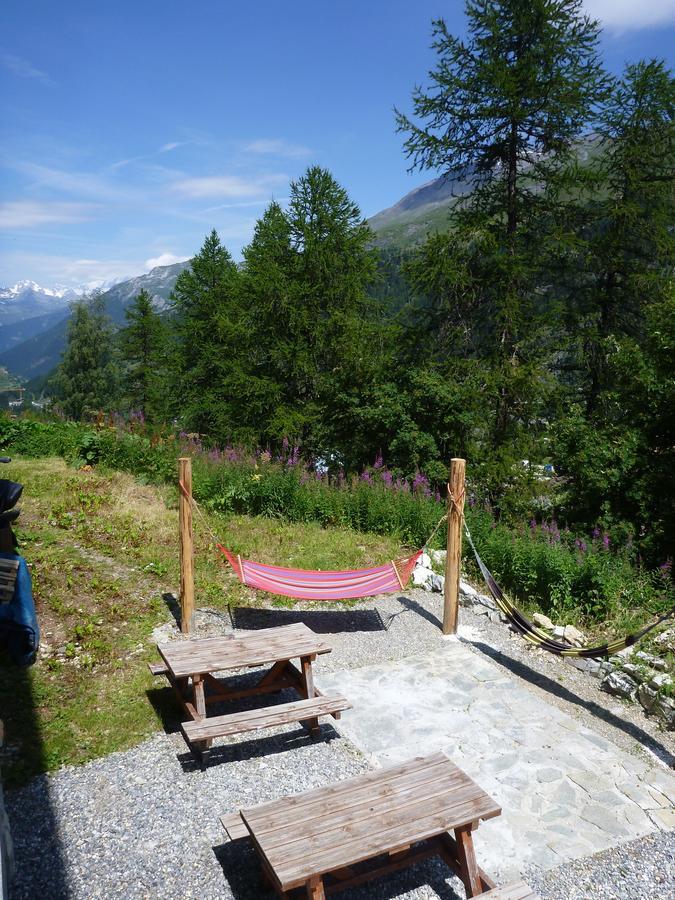 Chalet Les Melezes Bed and Breakfast Tignes Exterior foto
