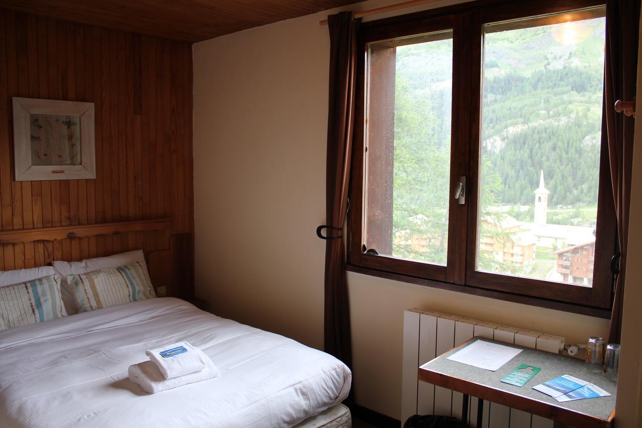 Chalet Les Melezes Bed and Breakfast Tignes Exterior foto